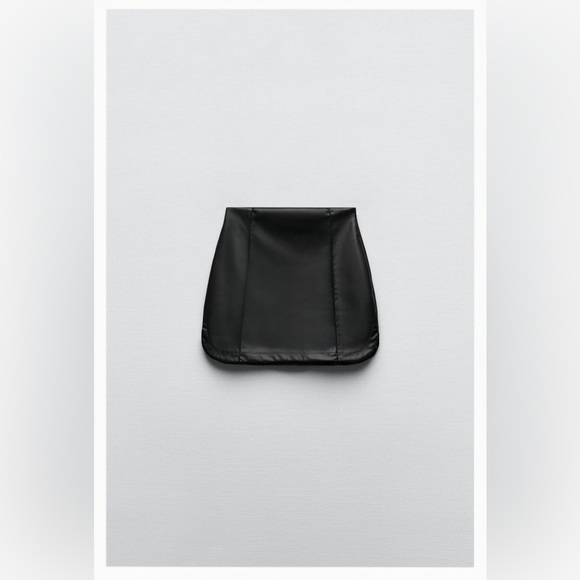 High rise faux leather skirt - Picture 2 of 2